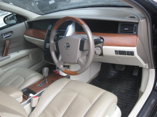 ขายด่วยเทียน่าตัวท้อปพร้อมใช้งาน..ขายถูกมาก..  2005 NISSAN, TEANA 230 JS   สีดำ เกียร์ออโต้ติดแก๊สแล้วสภาพสวยมากๆ