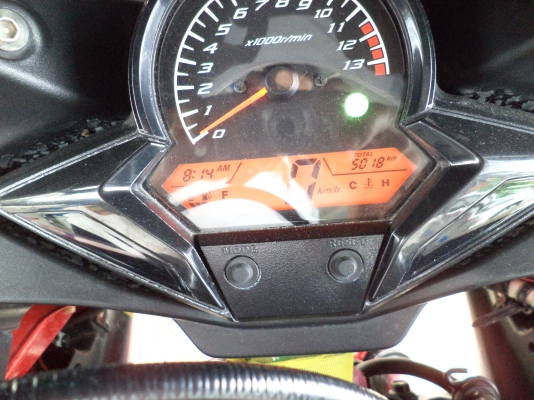 อยากขาย!! ขายดาวน์  HONDA CBR150R ปี2013เดิมๆ วิ่งน้อย ร้อนเงิน