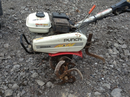 ขายรถพรวนดินเดินตามหรือรถตีดิน Honda รุ่น F401