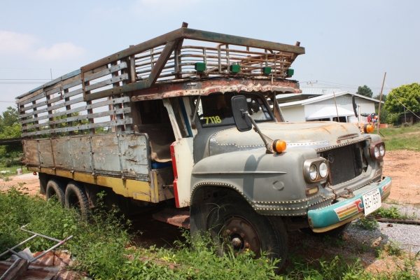 ขายสิบล้อหน้ายาว เครื่อง EH700 รถคันนี้ยกเกียรืให้ใหม่ด้วยครับ