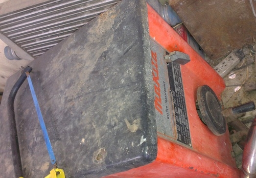 ขายตู้เชื่อม MAKITA 350 Amp. 4000   บาท