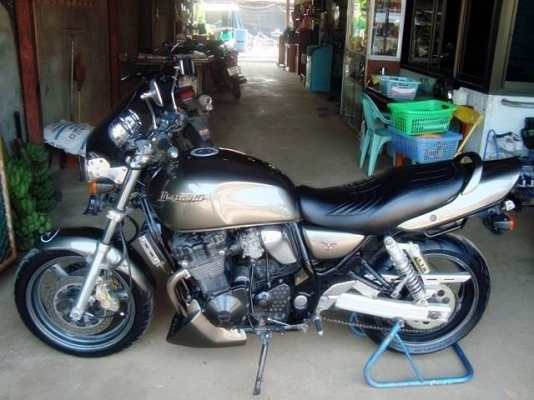 ขายSUZUKI INAZUMA400 คาร์บูไฟฟ้า เอกสารอินวอยครับ ราคา63000ครับ