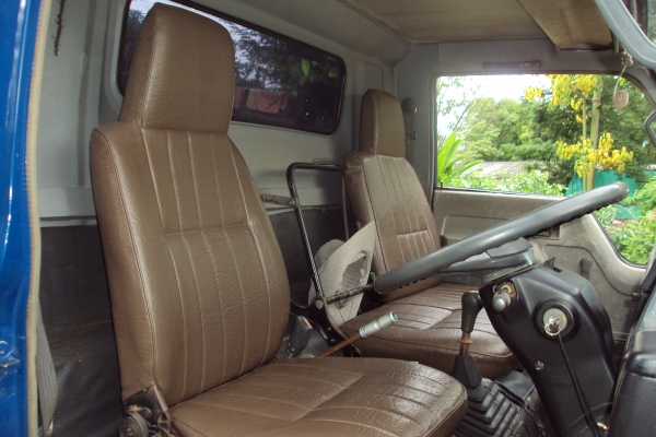 ขายด่วน รถดั้ม mitsubichi canter 115  420000 บาท