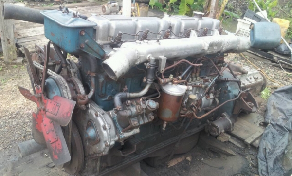 ขายเครื่องยนต์ nissan UD pe6 พร้อมเกียร์