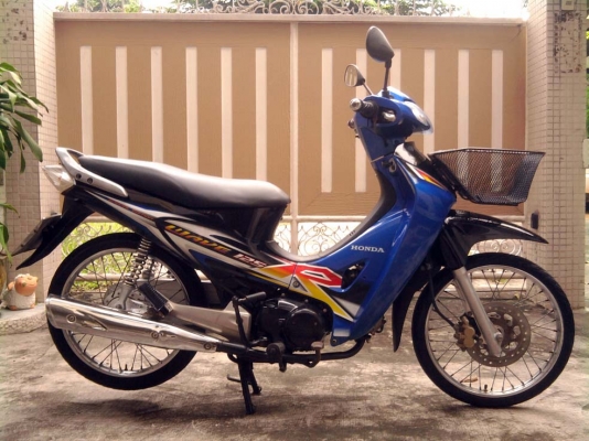 ขออนุญาติขาย HONDA WAVE 125R U-Box สภาพนางฟ้า สวยจัด