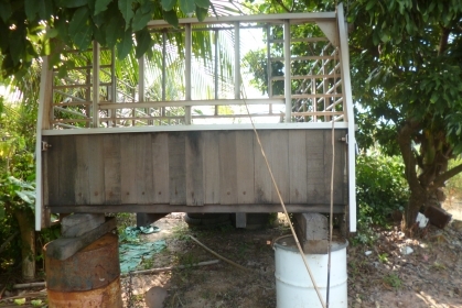 ขายกระบะ 6 ล้อ HINO MEGA พร้อมคอกแป๊บน้ำอย่างหนา ครับ