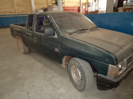 ขาย NISSAN แค็ป 2.5 ปี1994 ขายตามสภาพ 086-4457033 ไม่ลดแล้วครับ