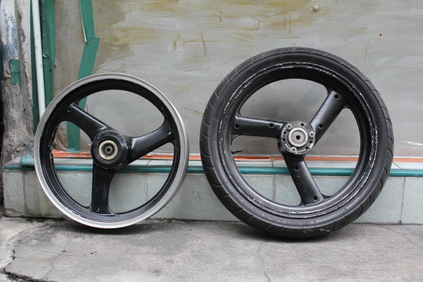 ขายล้อ Bandit Suzuki