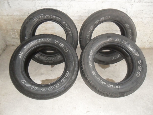 ยาง MAXXIS 245/65R17 ปี09 สวยๆ 4 เส้น ราคา 2300 บาท