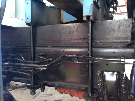 6ล้อเครน เดก้าติดเครน3ตัน ทานาโด้ สวยพร้อมใช้ครับ จัดได้800000ครับ