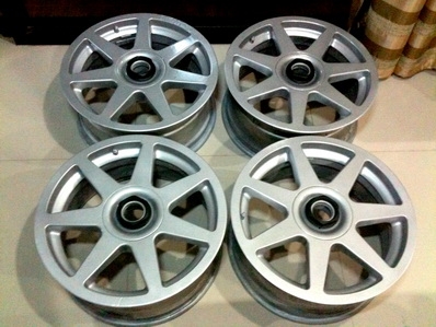 แม็กซ์ TSW ขนาด17นิ้ว สเปค 4 รู114.3 สอบถามได้ครับ