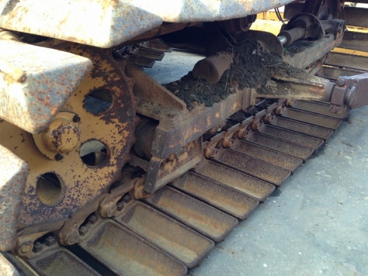 ขายด่วน รถแทรคเตอร์ตีนตะขาบ MITSU BISHI  BD2G  นำเข้าจากญี่ปุ่นโดยตรงยังไม่เคยใช้งานในไทย ใช้งานมา 14xx  ชม. สภาพสวย  ถึงไทยเร็ว ๆๆนี้