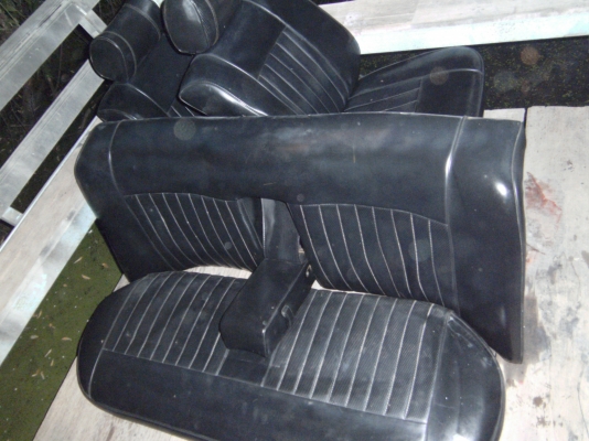 ขายเบาะ e12  ครบชุด มีรอยขาดตามรูป