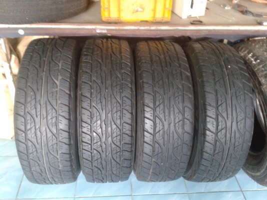 ขายยาง dunlop. AT3   245/70/16 สวยๆครับ