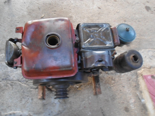 <<< ขายหัวรถไถ Yanmar 8 แรง ถูกมากๆ ลดเหลือ 2,500 บาท >>>