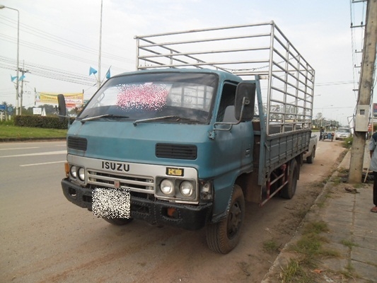 6 ล้อ อีซูซุ KS สภาพดี น่าใช้