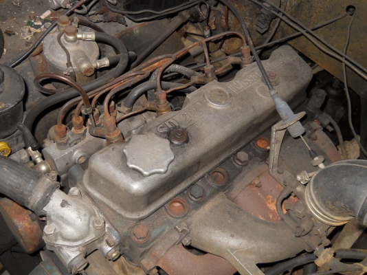 ขายเครือง Nissan SD 22 6 สูบ พร้อมเกียร์