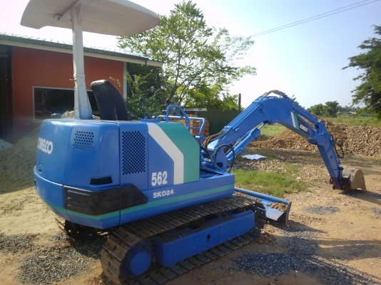 ขายรถแบคโฮเล็ก KOBESLCO SK024 สภาพสวย ติดต่อ 085-3189969 ขายรถแบคโฮเล็ก KOBESLCO SK024 สภาพสวย ติดต่อ 085-3189969