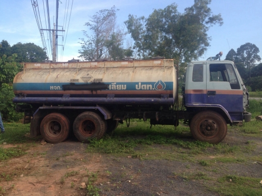ขาย 10 ล้อรถน้ำมัน ISUZU JCM เครื่อง175 สนใจโทร0819701072 ขาย 10 ล้อรถน้ำมัน ISUZU JCM เครื่อง175 สนใจโทร0819701072