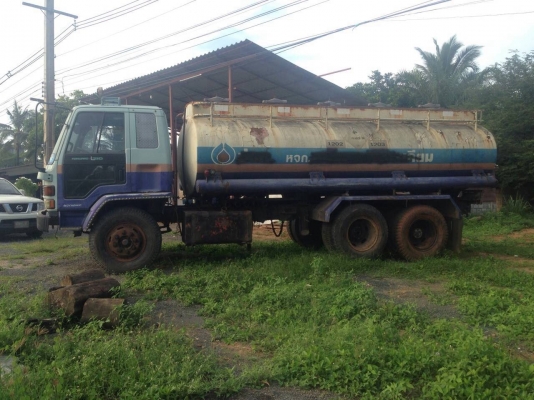 ขาย 10 ล้อรถน้ำมัน ISUZU JCM เครื่อง175 สนใจโทร0819701072 ขาย 10 ล้อรถน้ำมัน ISUZU JCM เครื่อง175 สนใจโทร0819701072