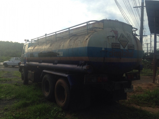 ขาย 10 ล้อรถน้ำมัน ISUZU JCM เครื่อง175 สนใจโทร0819701072