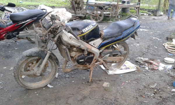 ขายรถเครื่อง TZR ทะเบียน5900บ./รถเซอร์ปีโก้6800บ.อกไก่KRและอกไก่LS125/เสื้อสูบKRไม่ตีปรอก(ตัวแรก) ขายรถเครื่อง TZR ทะเบียน5900บ./รถเซอร์ปีโก้6800บ.อกไก่KRและอกไก่LS125/เสื้อสูบKRไม่ตีปรอก(ตัวแรก)