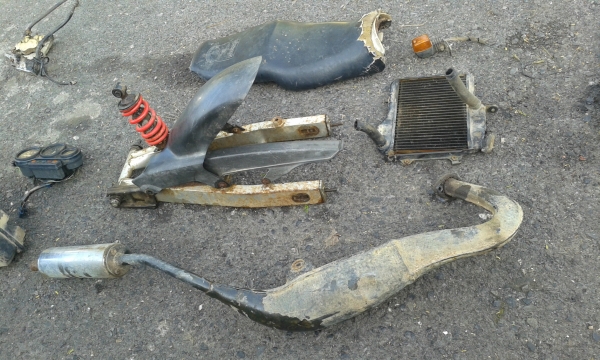 ขายรถเครื่อง TZR ทะเบียน5900บ./รถเซอร์ปีโก้6800บ.อกไก่KRและอกไก่LS125/เสื้อสูบKRไม่ตีปรอก(ตัวแรก) ขายรถเครื่อง TZR ทะเบียน5900บ./รถเซอร์ปีโก้6800บ.อกไก่KRและอกไก่LS125/เสื้อสูบKRไม่ตีปรอก(ตัวแรก)