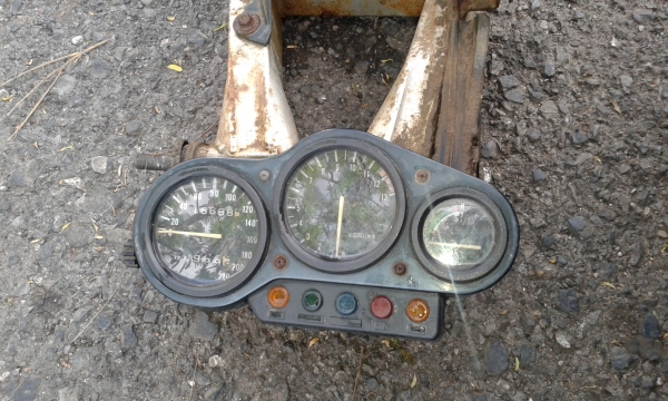 ขายรถเครื่อง TZR ทะเบียน5900บ./รถเซอร์ปีโก้6800บ.อกไก่KRและอกไก่LS125/เสื้อสูบKRไม่ตีปรอก(ตัวแรก) ขายรถเครื่อง TZR ทะเบียน5900บ./รถเซอร์ปีโก้6800บ.อกไก่KRและอกไก่LS125/เสื้อสูบKRไม่ตีปรอก(ตัวแรก)