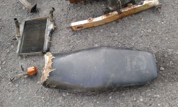 ขายรถเครื่อง TZR ทะเบียน5900บ./รถเซอร์ปีโก้6800บ.อกไก่KRและอกไก่LS125/เสื้อสูบKRไม่ตีปรอก(ตัวแรก) ขายรถเครื่อง TZR ทะเบียน5900บ./รถเซอร์ปีโก้6800บ.อกไก่KRและอกไก่LS125/เสื้อสูบKRไม่ตีปรอก(ตัวแรก)