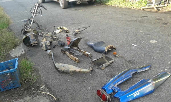 ขายรถเครื่อง TZR ทะเบียน5900บ./รถเซอร์ปีโก้6800บ.อกไก่KRและอกไก่LS125/เสื้อสูบKRไม่ตีปรอก(ตัวแรก) ขายรถเครื่อง TZR ทะเบียน5900บ./รถเซอร์ปีโก้6800บ.อกไก่KRและอกไก่LS125/เสื้อสูบKRไม่ตีปรอก(ตัวแรก)