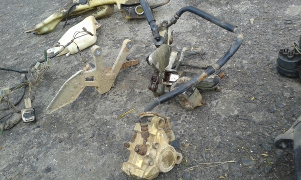 ขายรถเครื่อง TZR ทะเบียน5900บ./รถเซอร์ปีโก้6800บ.อกไก่KRและอกไก่LS125/เสื้อสูบKRไม่ตีปรอก(ตัวแรก) ขายรถเครื่อง TZR ทะเบียน5900บ./รถเซอร์ปีโก้6800บ.อกไก่KRและอกไก่LS125/เสื้อสูบKRไม่ตีปรอก(ตัวแรก)