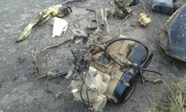 ขายรถเครื่อง TZR ทะเบียน5900บ./รถเซอร์ปีโก้6800บ.อกไก่KRและอกไก่LS125/เสื้อสูบKRไม่ตีปรอก(ตัวแรก) ขายรถเครื่อง TZR ทะเบียน5900บ./รถเซอร์ปีโก้6800บ.อกไก่KRและอกไก่LS125/เสื้อสูบKRไม่ตีปรอก(ตัวแรก)