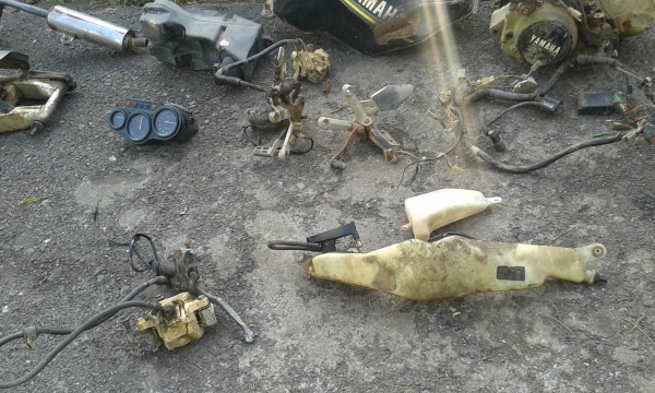 ขายรถเครื่อง TZR ทะเบียน5900บ./รถเซอร์ปีโก้6800บ.อกไก่KRและอกไก่LS125/เสื้อสูบKRไม่ตีปรอก(ตัวแรก) ขายรถเครื่อง TZR ทะเบียน5900บ./รถเซอร์ปีโก้6800บ.อกไก่KRและอกไก่LS125/เสื้อสูบKRไม่ตีปรอก(ตัวแรก)