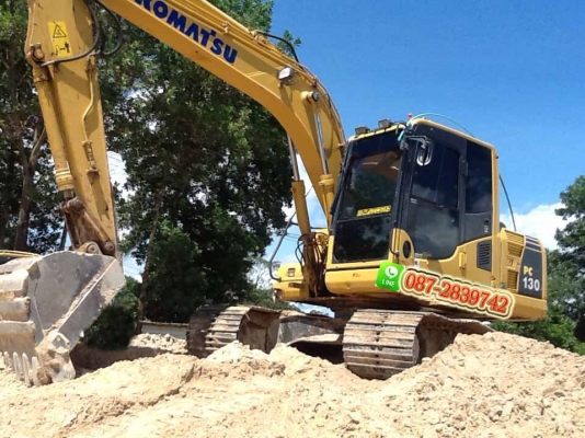 ขายคู่รถแบคโฮ KOMATSU PC130-8 ติดไลท์ ขายคู่รถแบคโฮ KOMATSU PC130-8 ติดไลท์