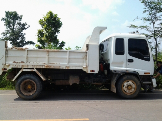 ขาย6ล้อดั้มยาง900 ขาย6ล้อดั้มยาง900