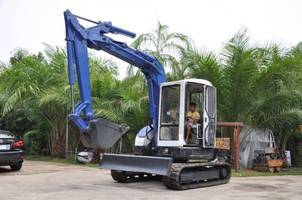 ขายแบคโฮMITSUBISHI MM55SR-2 รุ่นใหม่ สภาพสวยเดิมจากญี่ปุ่นยังไม่เคยใช้ในไทย 350,000เท่านั้น!!