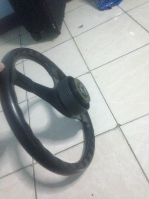 ขายพวงมาลัย momo แท้พร้อมคอ