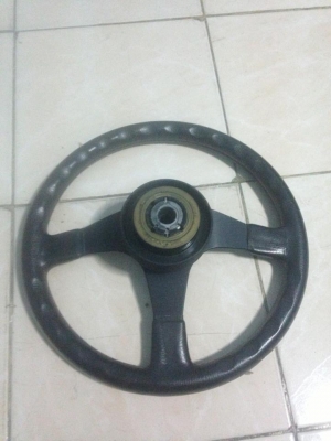 ขายพวงมาลัย momo แท้พร้อมคอ