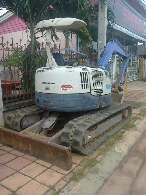 ขายแบคโฮ MITSUBISHI MM40CR เปลี่ยนแทรคเหล็กแล้ว พร้อมอินวอยด์