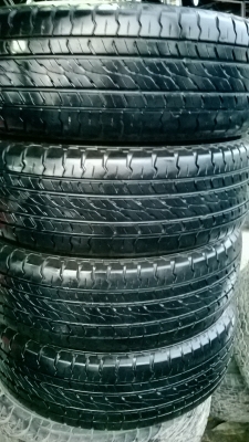 ขายยาง 215 65 16 ปี12ชุดละ4800