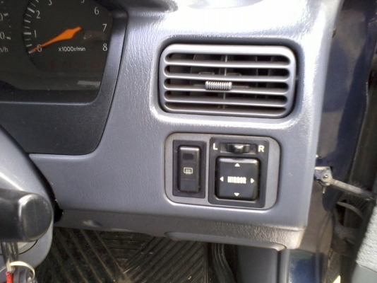 SOLUNA ปี 99 สีบางเจ้าของเดียวเครื่องสะอาดเกียร์ดีแก๊สLPG