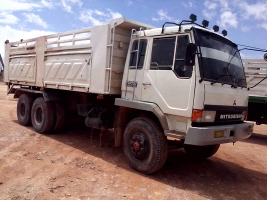 รถมิตซู 10 ล้อดั้ม FN527M - TF  220 แรงม้า. / FN527M - TD   (  ขาย 2 คัน. คู่  )  สนใจติดต่อ 081 - 6079515