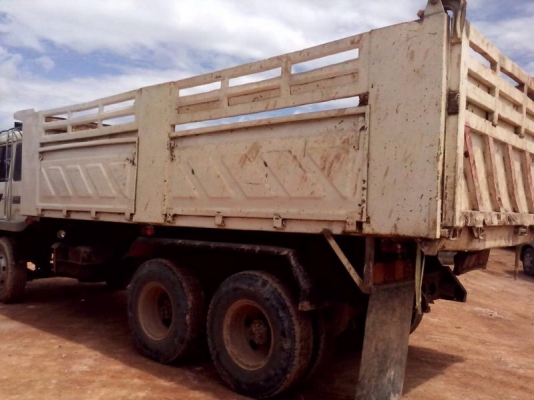 รถมิตซู 10 ล้อดั้ม FN527M - TF  220 แรงม้า. / FN527M - TD   (  ขาย 2 คัน. คู่  )  สนใจติดต่อ 081 - 6079515