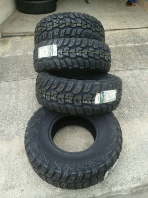 ขายยาง Mud KUMHO KL71 ขนาด33x12.5R15ของใหม่ราคาพิเศษ