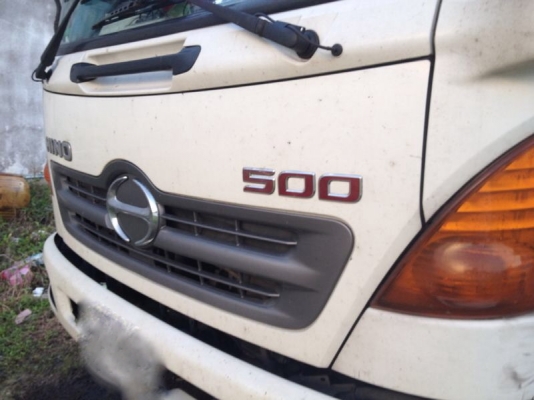 รถฮีโน่ 6 ล้อ รั่ว FC9J  150 แรงม้า  สนใจติดต่อ 081 - 6079515