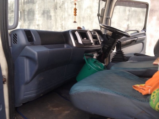 รถฮีโน่ 6 ล้อ รั่ว FC9J  150 แรงม้า  สนใจติดต่อ 081 - 6079515