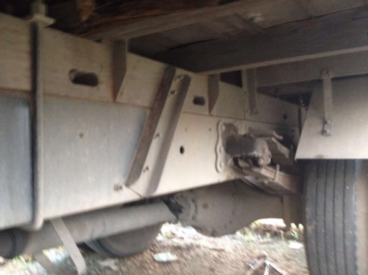 รถฮีโน่ 6 ล้อ รั่ว FC9J  150 แรงม้า  สนใจติดต่อ 081 - 6079515