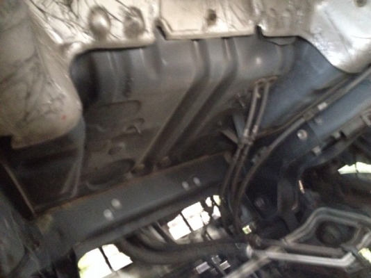 รถฮีโน่ 6 ล้อ รั่ว FC9J  150 แรงม้า  สนใจติดต่อ 081 - 6079515