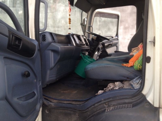 รถฮีโน่ 6 ล้อ รั่ว FC9J  150 แรงม้า  สนใจติดต่อ 081 - 6079515