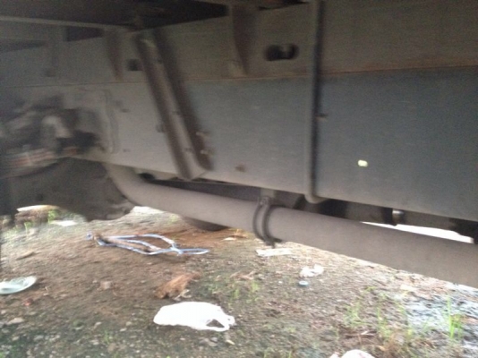 รถฮีโน่ 6 ล้อ รั่ว FC9J  150 แรงม้า  สนใจติดต่อ 081 - 6079515